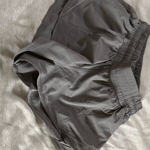 Lululemon army green size 2 women/girl shorts